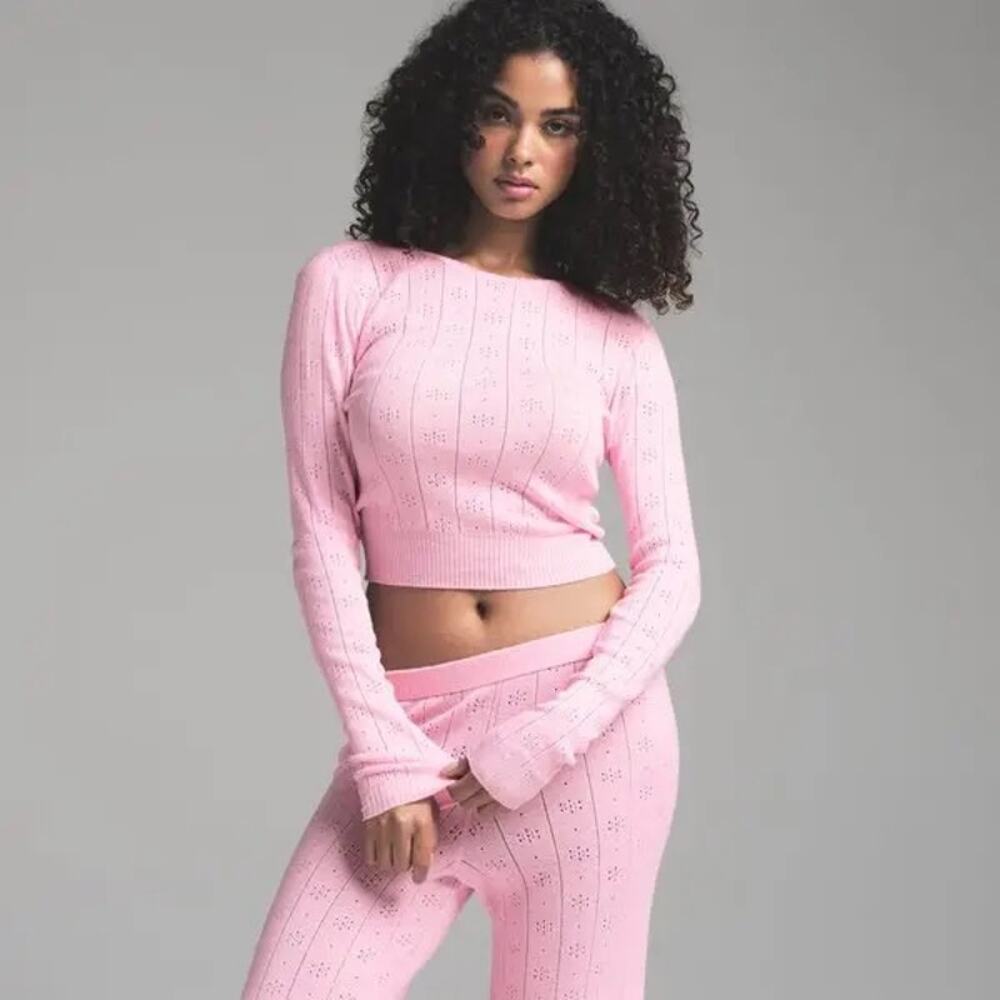 SKIMS SWEATER POINTELLE LONG SLEEVE TOP IN BABY PINK SIZE LARGE